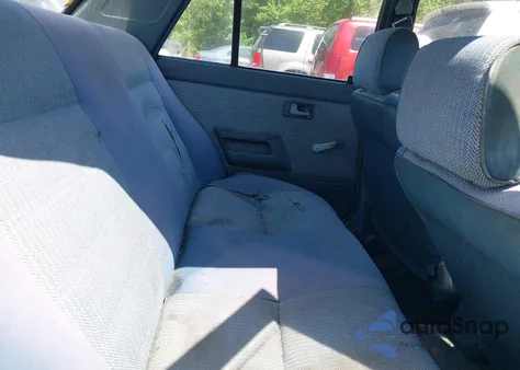 1989 Geo Spectrum z USA, uszkodzony, nr VIN J81RG5178K7531397